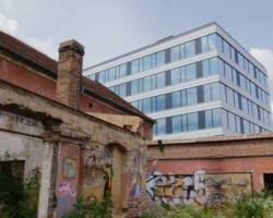 The Space surveillance center by&nbsp;Innovis guards the construction site of&nbsp;Skanska